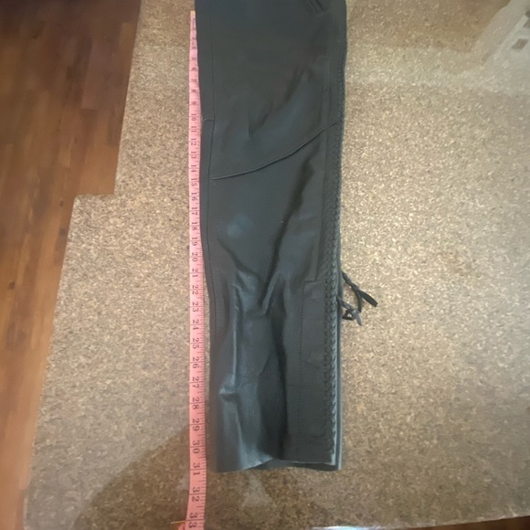 Harley Davidson Women’s Willie G Chaps Small NWOT​​​​​​​​​ - Picture 13 of 13